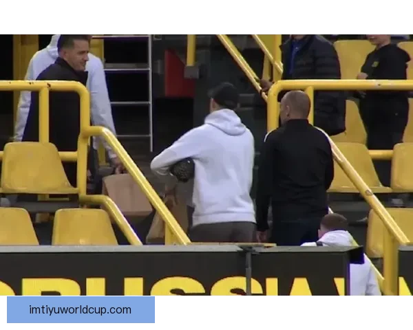 布克谈与施洛特贝克的交流：他并未批评多特或将我置于焦点